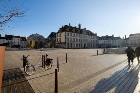 Le Petit France - Hyper Centre De Fontainebleau - Proche Insead Daire Dış mekan fotoğraf